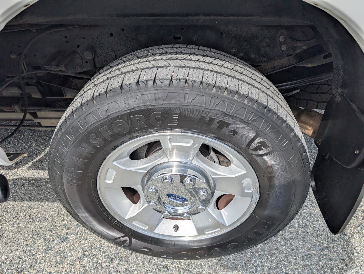 Used 2015 Ford F250 XLT w/ Camper Package image 10