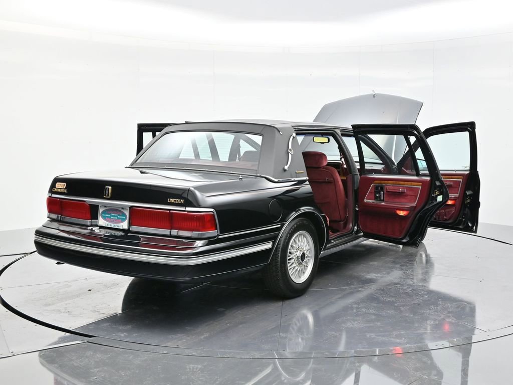 Used 1990 Lincoln Continental Signature image 47