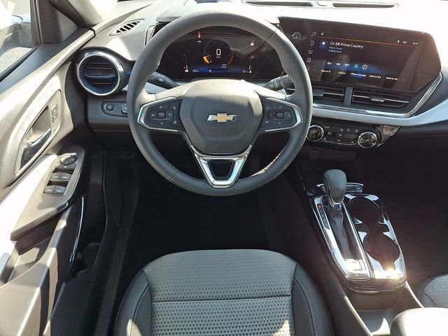 New 2026 Chevrolet Trax LT w/ Driver Confidence Package FWD image 9
