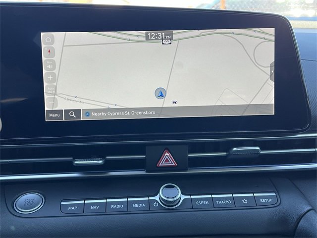 Used 2024 Hyundai Elantra Limited image 5