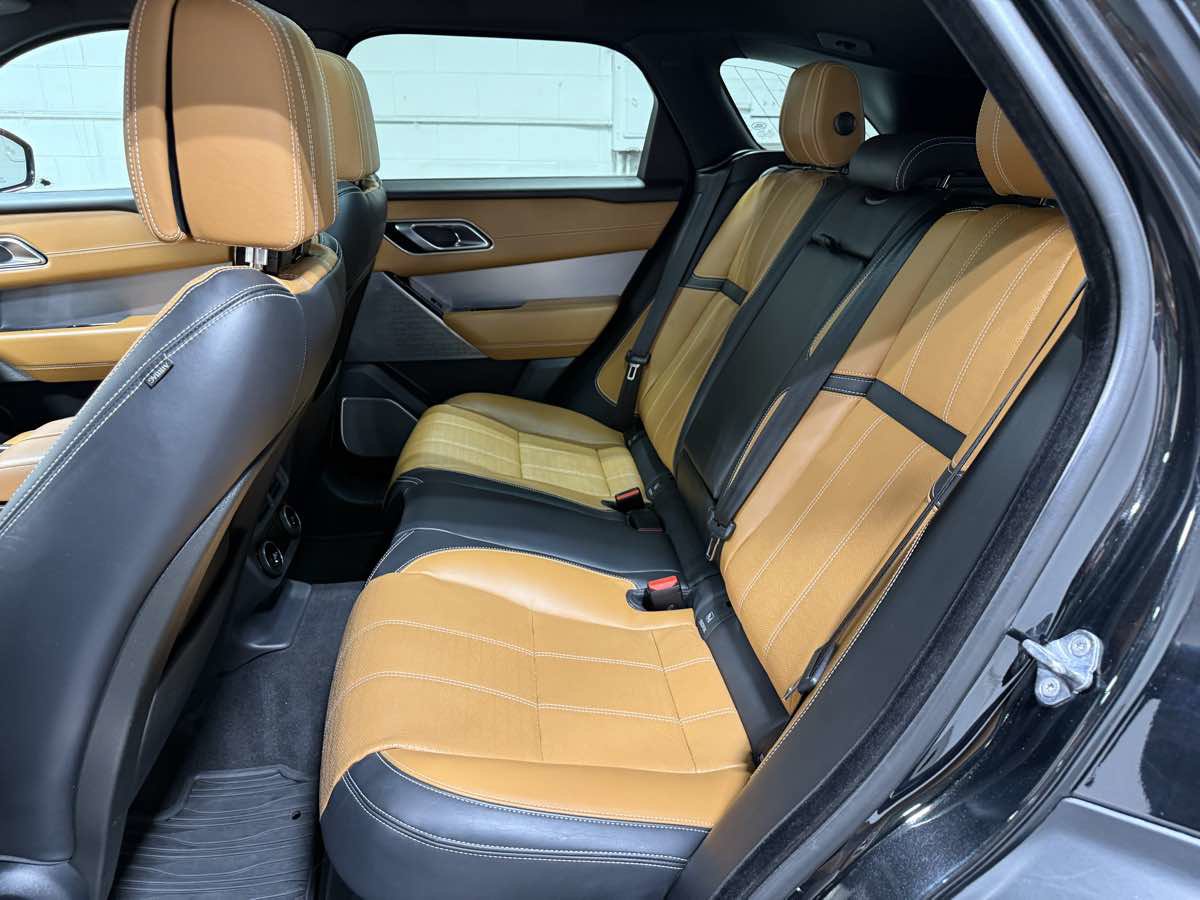 Used 2019 Land Rover Range Rover Velar R-Dynamic HSE image 20