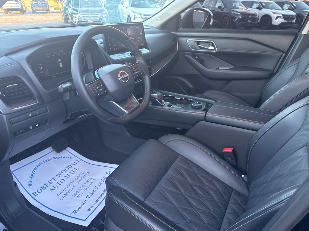 Used 2026 Nissan Rogue Platinum w/ Platinum Premium Package AWD/4WD image 10