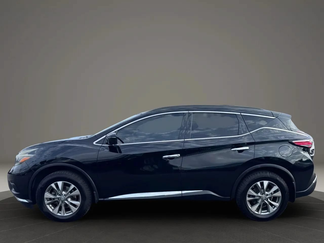 Used 2018 Nissan Murano SV AWD/4WD image 4