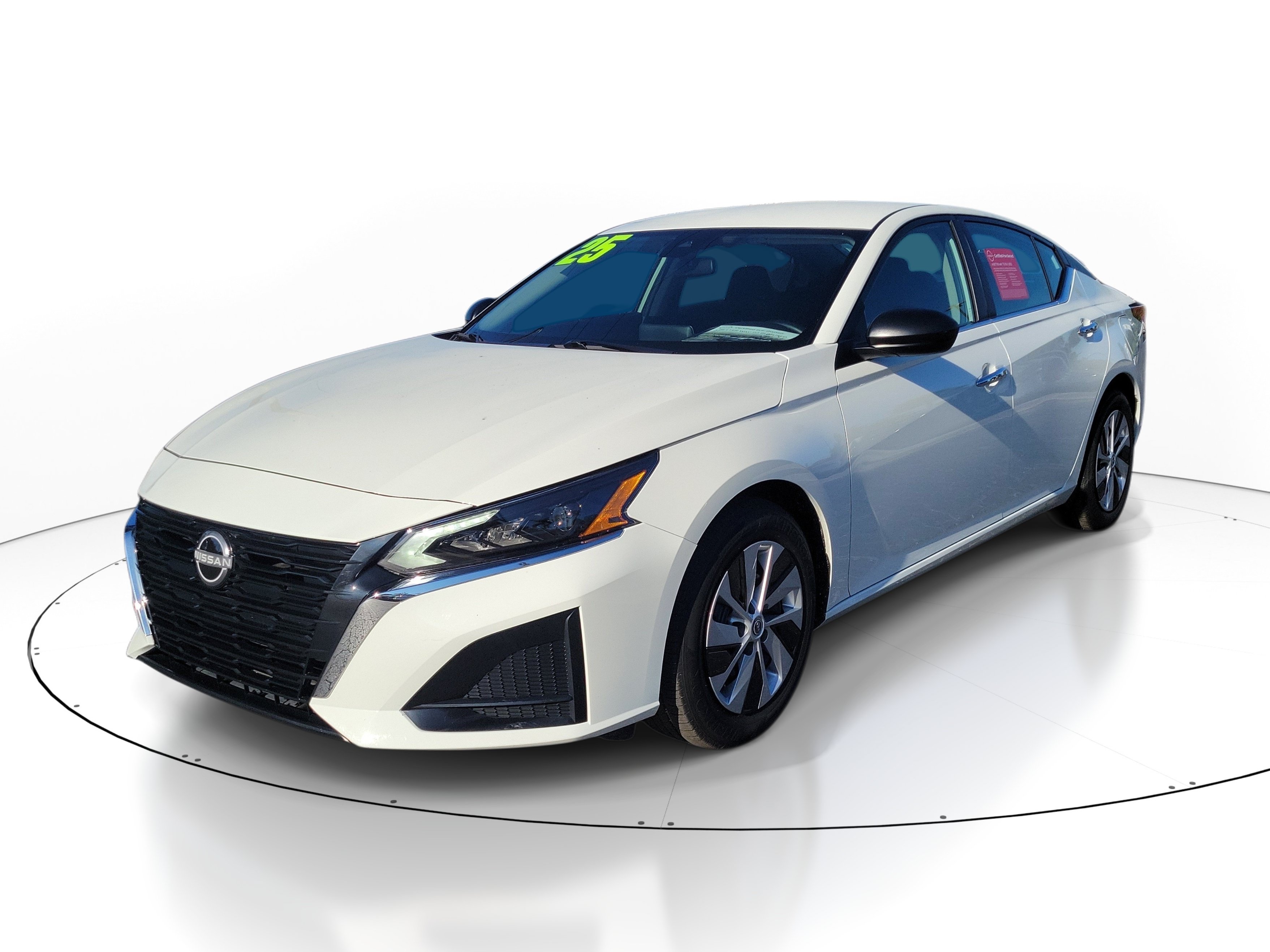 Certified 2025 Nissan Altima 2.5 S FWD image 3