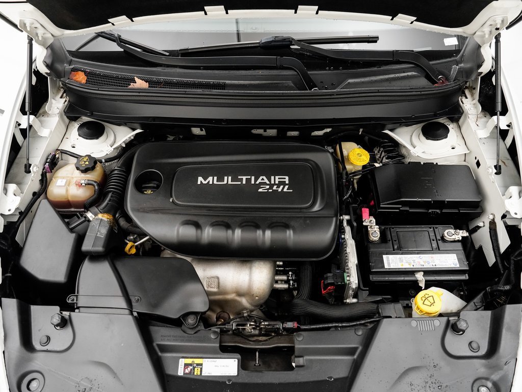 Used 2017 Jeep Cherokee Limited image 25