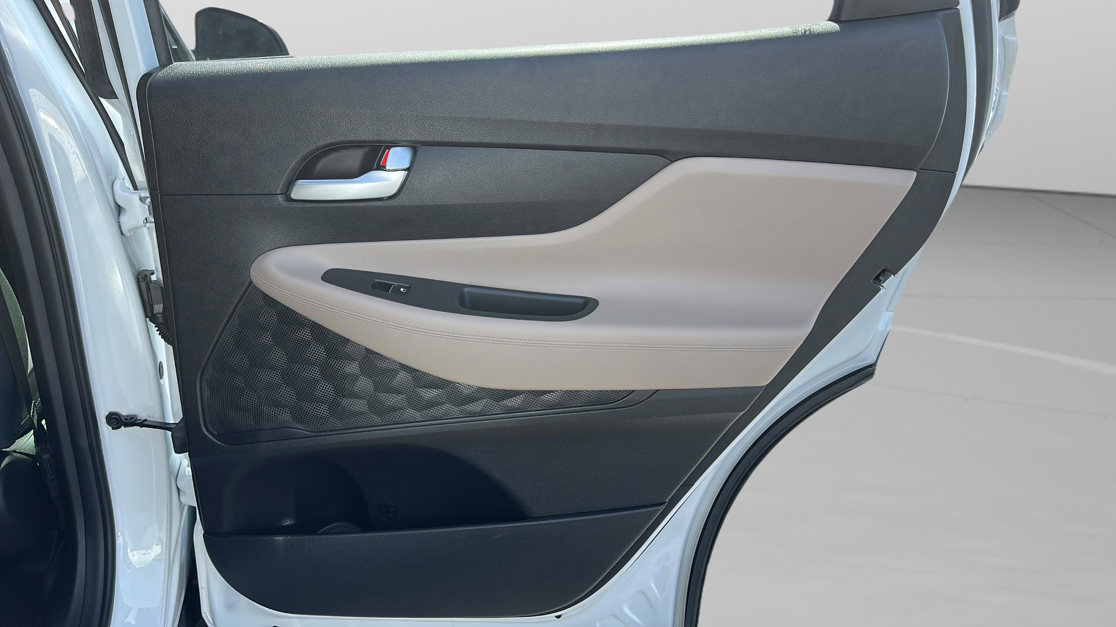 Used 2022 Hyundai Santa Fe SEL image 34