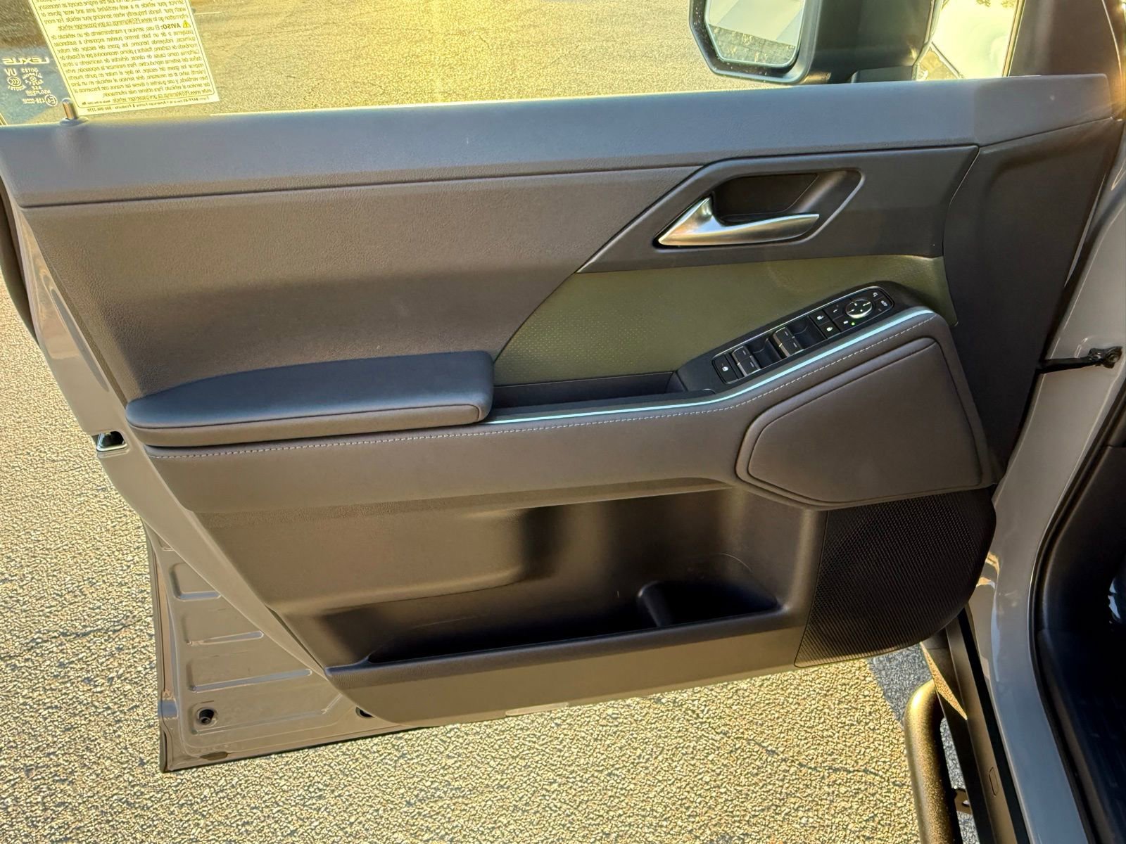 Used 2025 Lexus GX 550 image 20