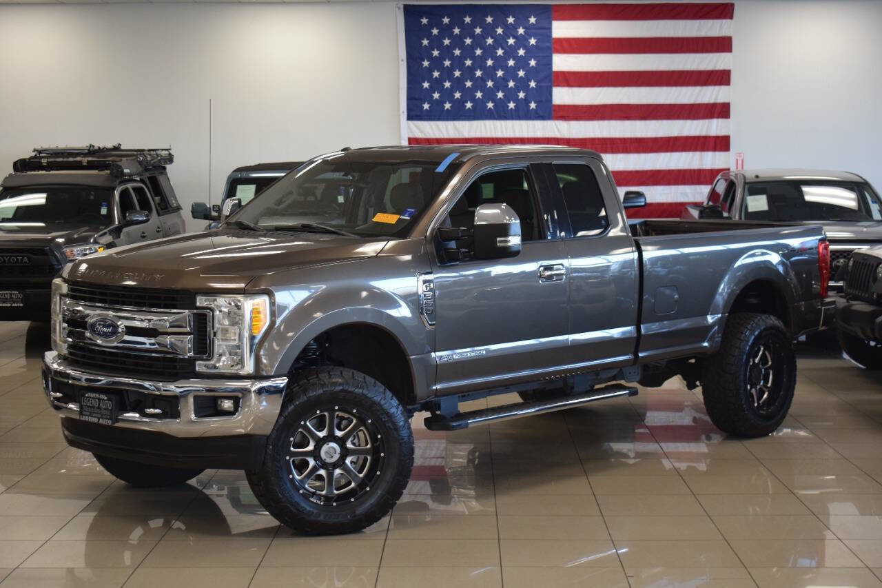 Used 2017 Ford F350 XLT w/ XLT Premium Package image 19