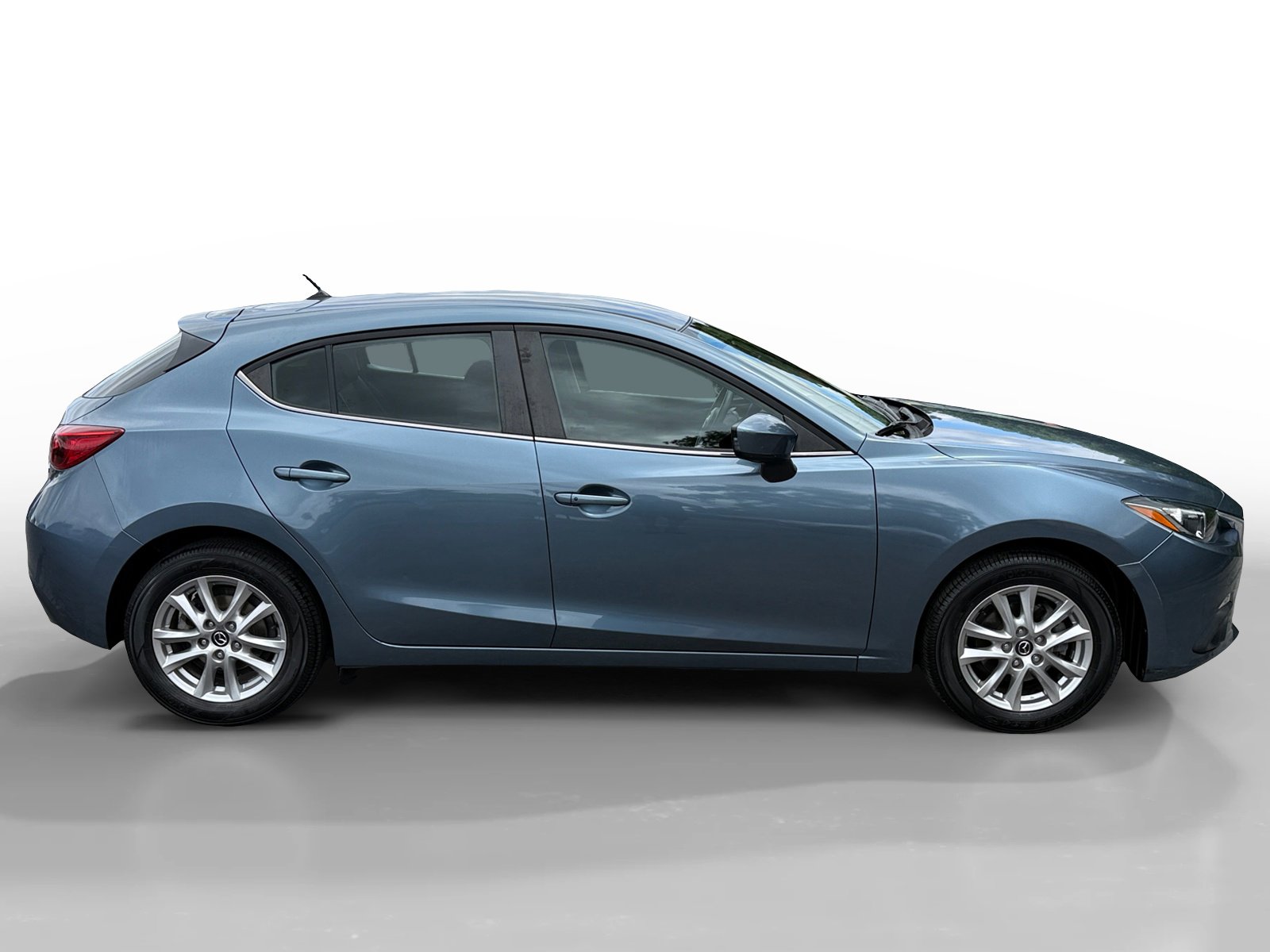 Used 2015 MAZDA MAZDA3 i Touring image 6