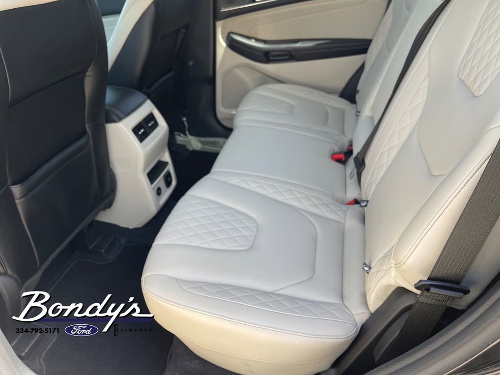 Used 2024 Ford Edge Titanium image 9