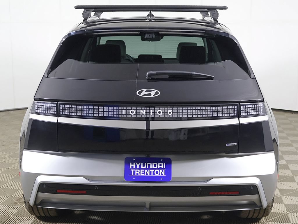 Used 2025 Hyundai Ioniq 5 Limited AWD/4WD image 18