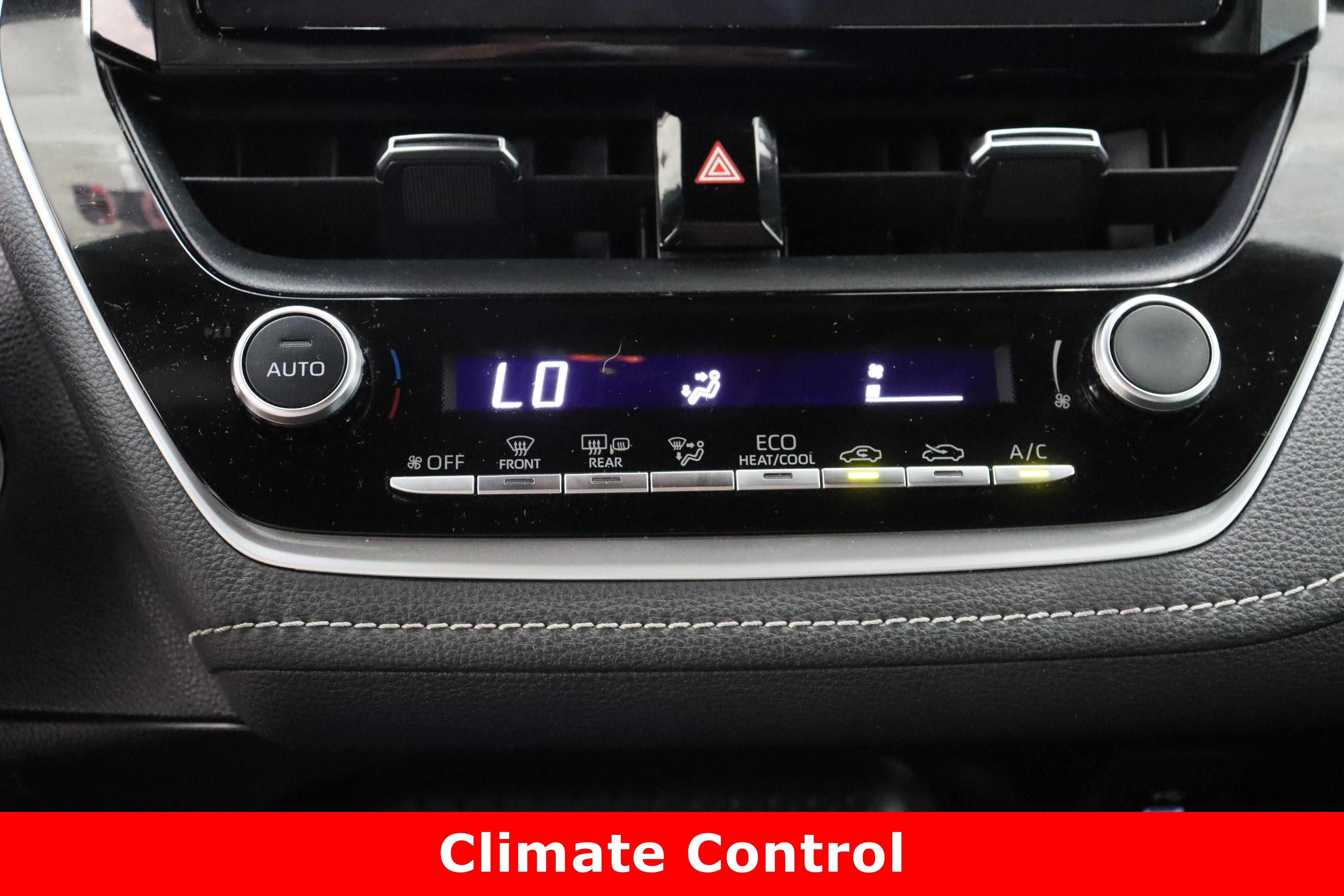 Used 2025 Toyota Corolla SE image 19