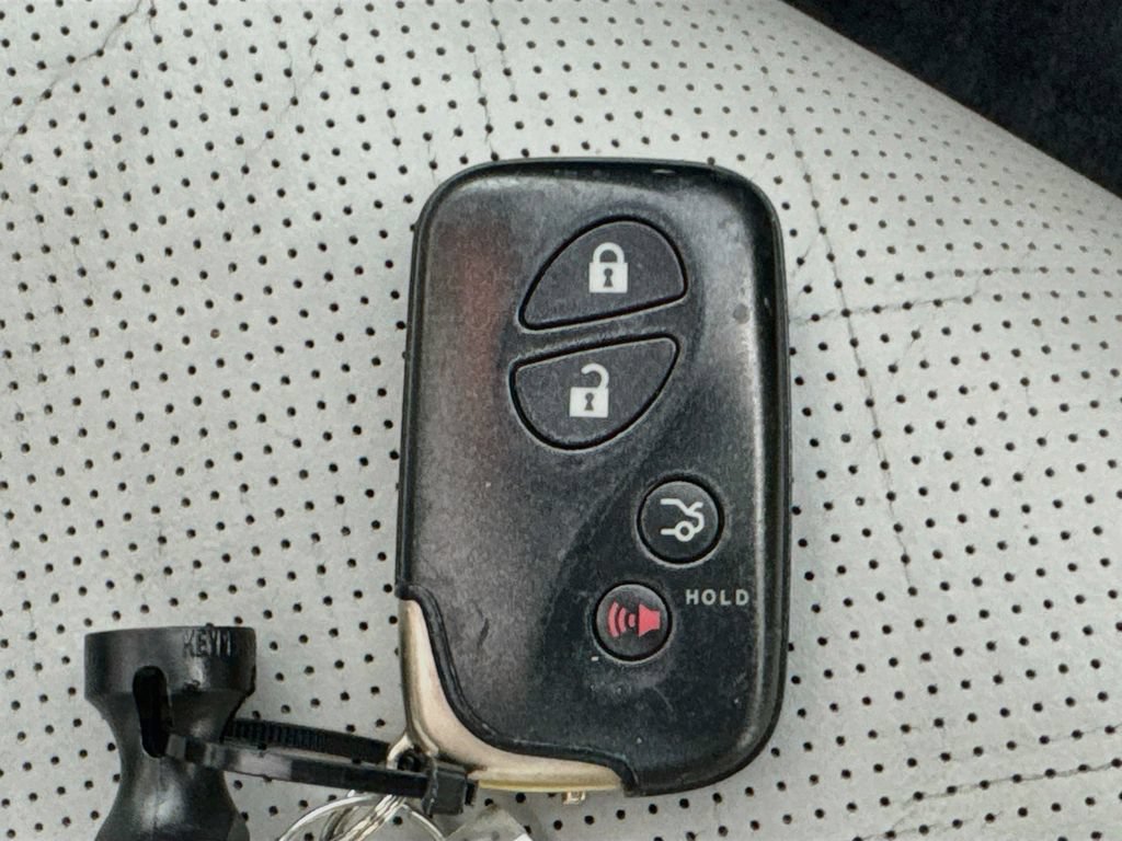 Used 2010 Lexus ES 350 w/ Preferred Accessory Package FWD image 38