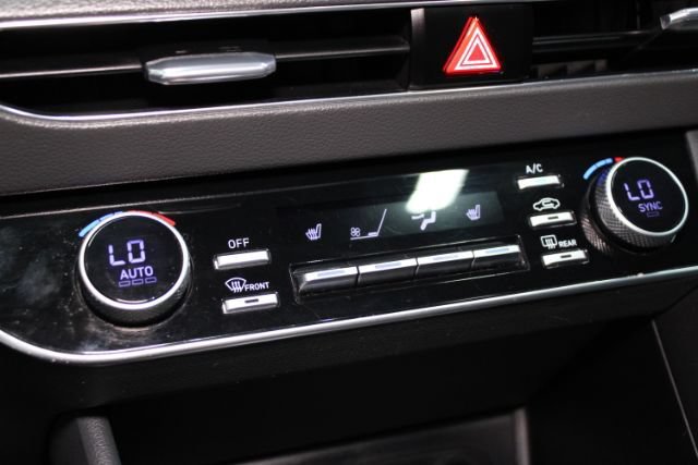Used 2020 Hyundai Sonata SEL Plus w/ Tech Package FWD image 19