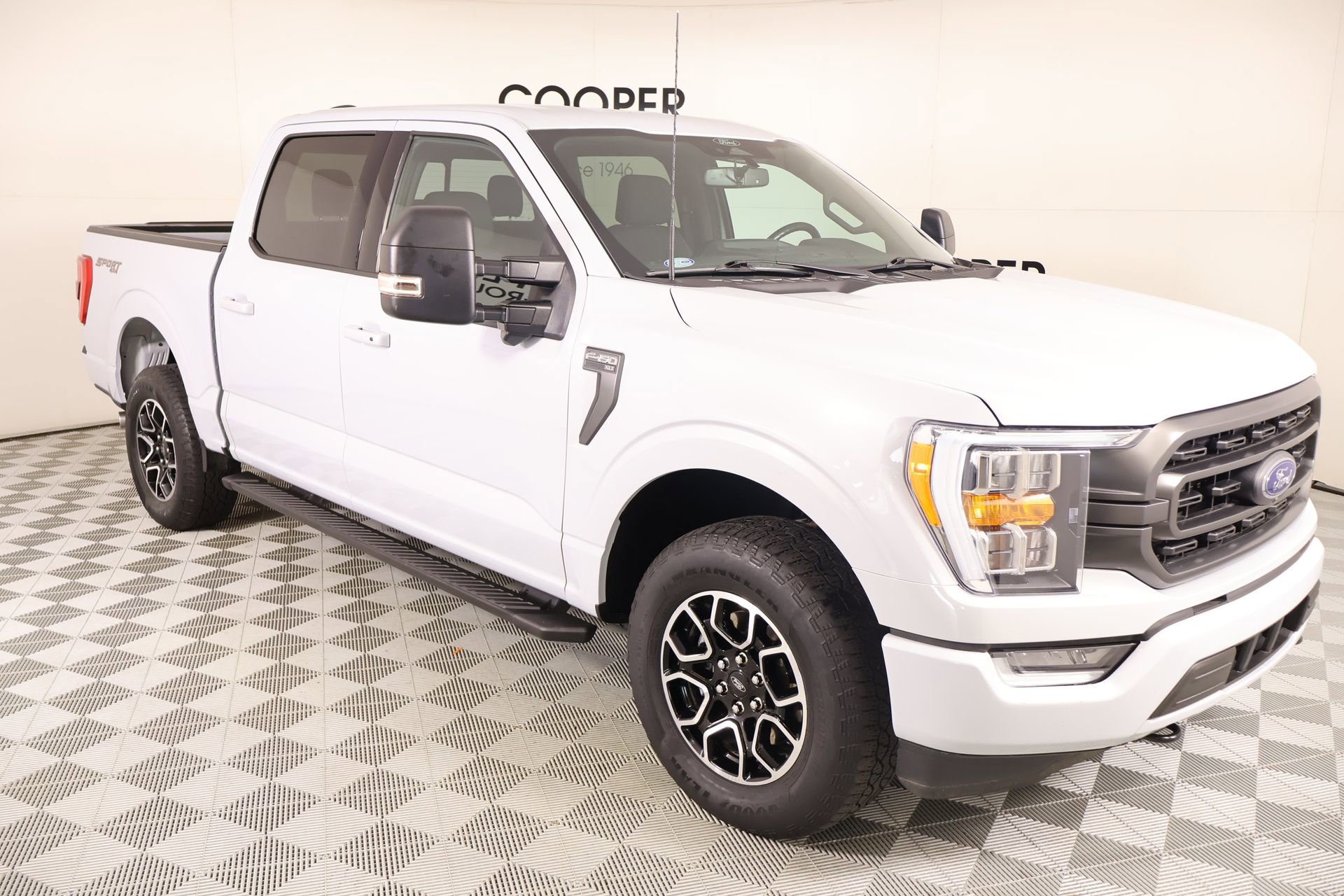 Used 2022 Ford F150 XLT w/ Equipment Group 302A High AWD/4WD image 1