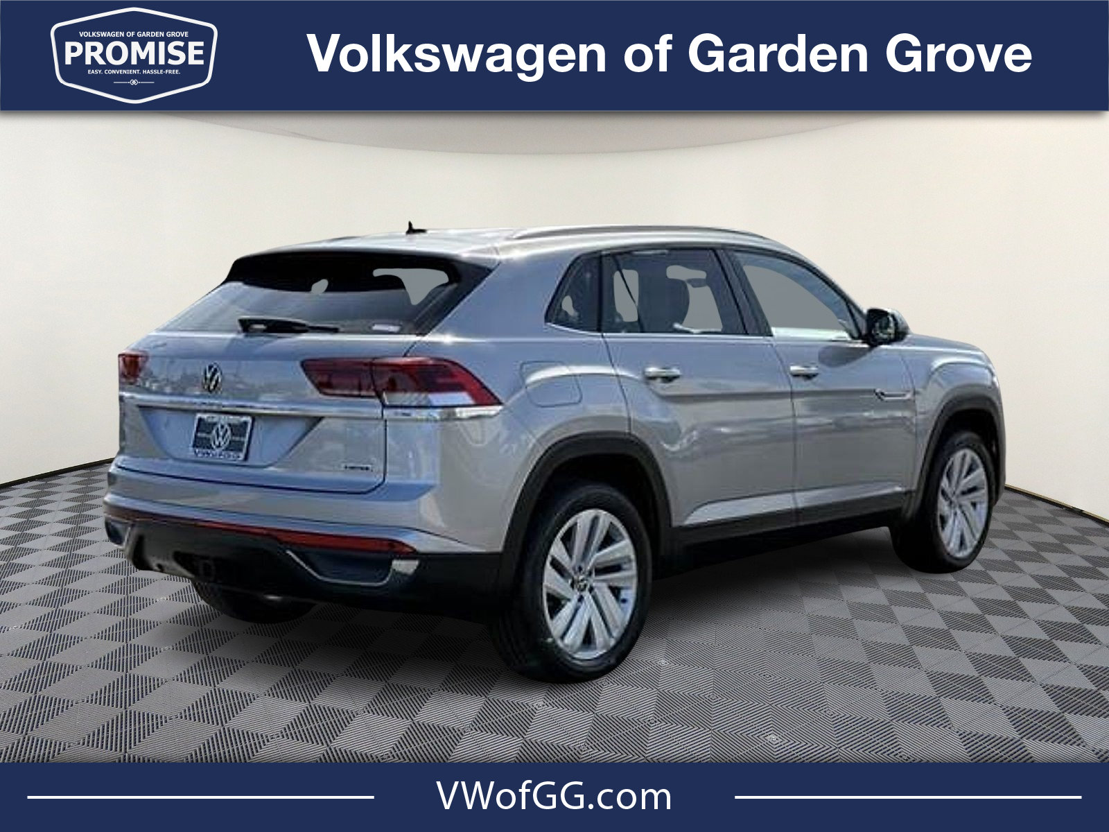 Used 2022 Volkswagen Atlas Cross Sport SE AWD/4WD image 7