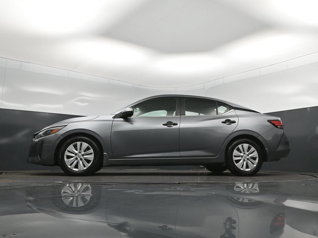 Used 2024 Nissan Sentra S FWD image 39