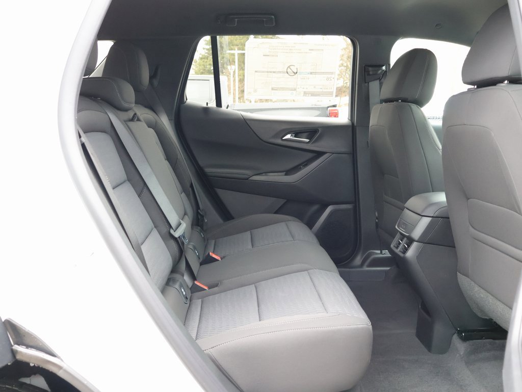 New 2026 Chevrolet Equinox LT w/ LPO, Floor Liner Package image 30