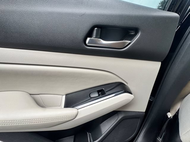 Used 2021 Nissan Altima 2.5 SV FWD image 16