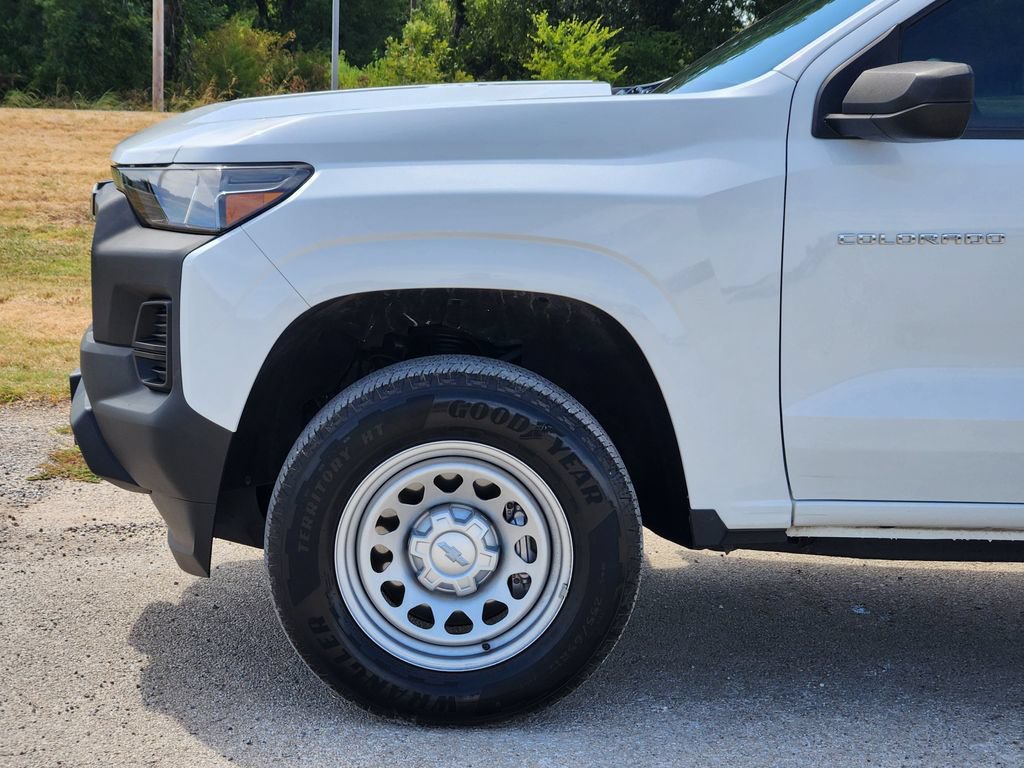 Used 2023 Chevrolet Colorado W/T w/ WT Convenience Package AWD/4WD image 8