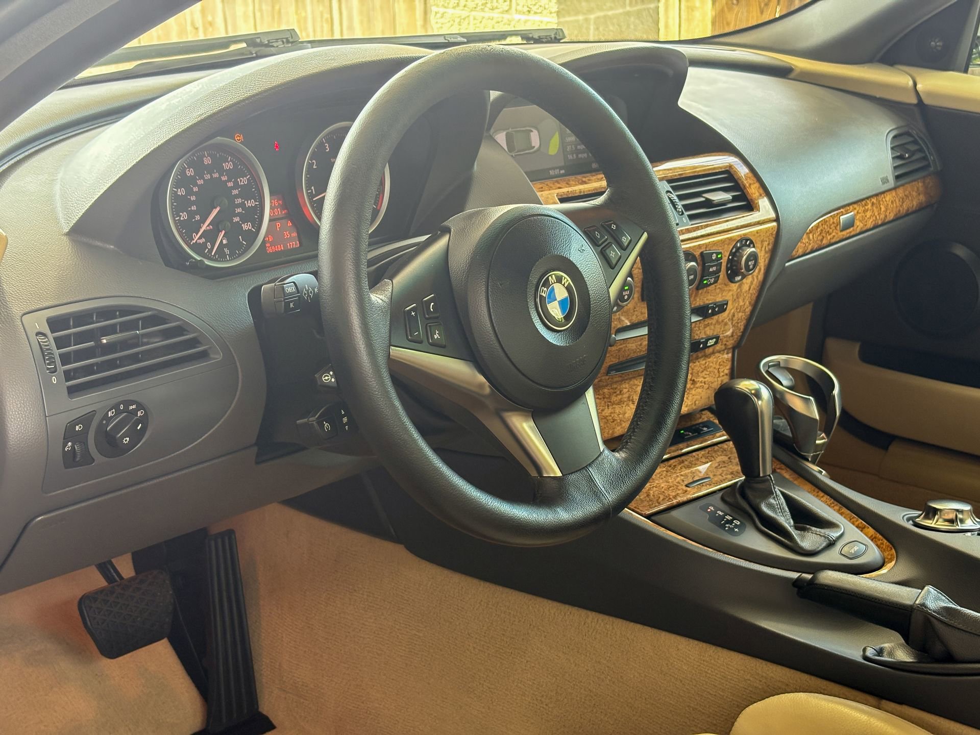 Used 2005 BMW 645Ci Convertible RWD image 22