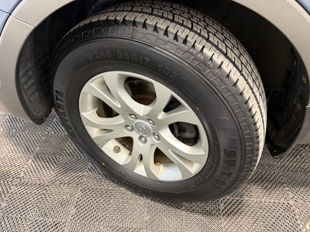 Used 2010 Hyundai Veracruz GLS image 33