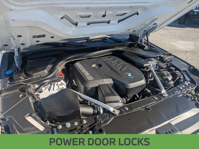 Used 2024 BMW 530i xDrive w/ Premium Package image 12