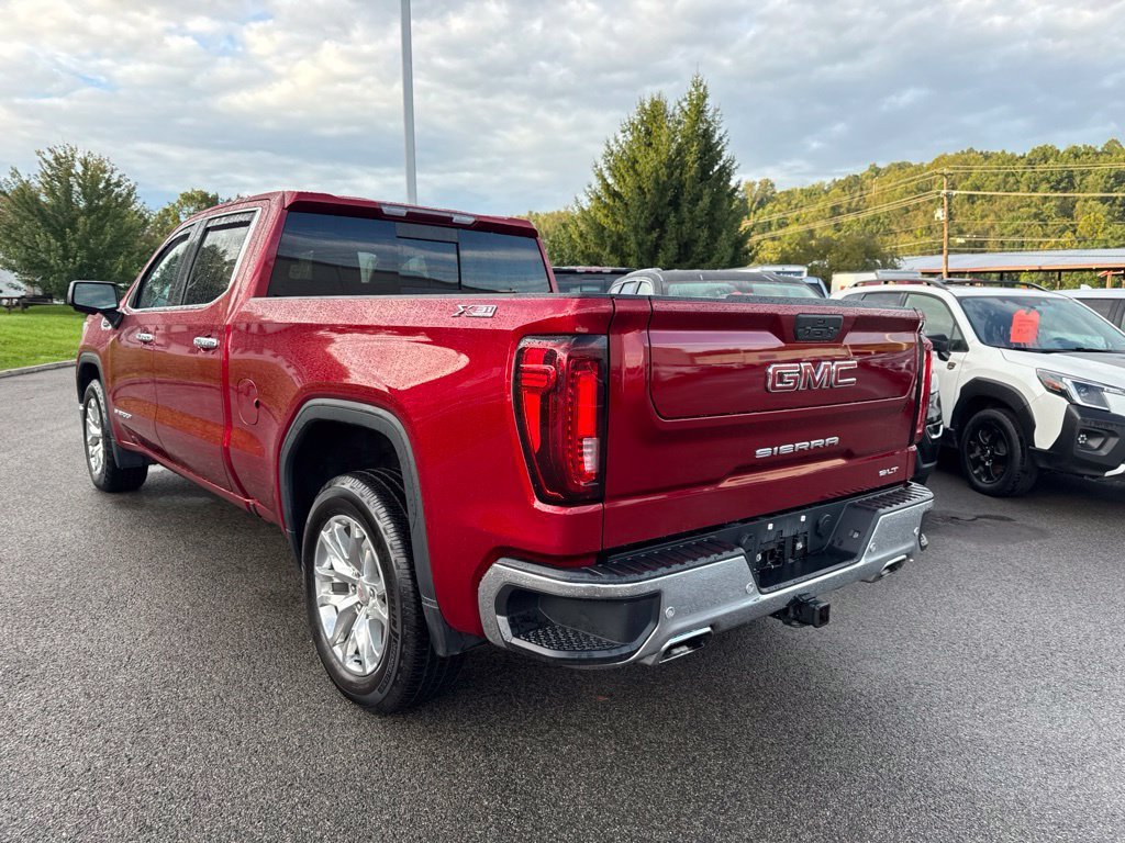 Used 2022 GMC Sierra 1500 SLT w/ SLT Premium Package AWD/4WD image 4