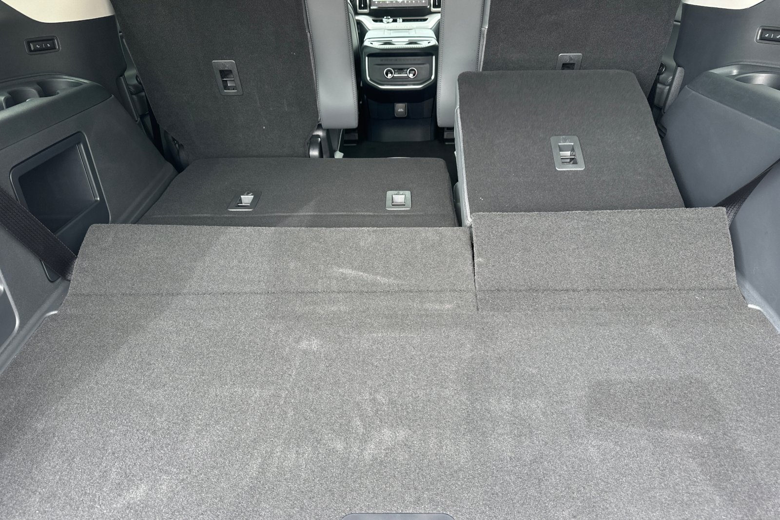 New 2027 Ford Expedition Active AWD/4WD image 16