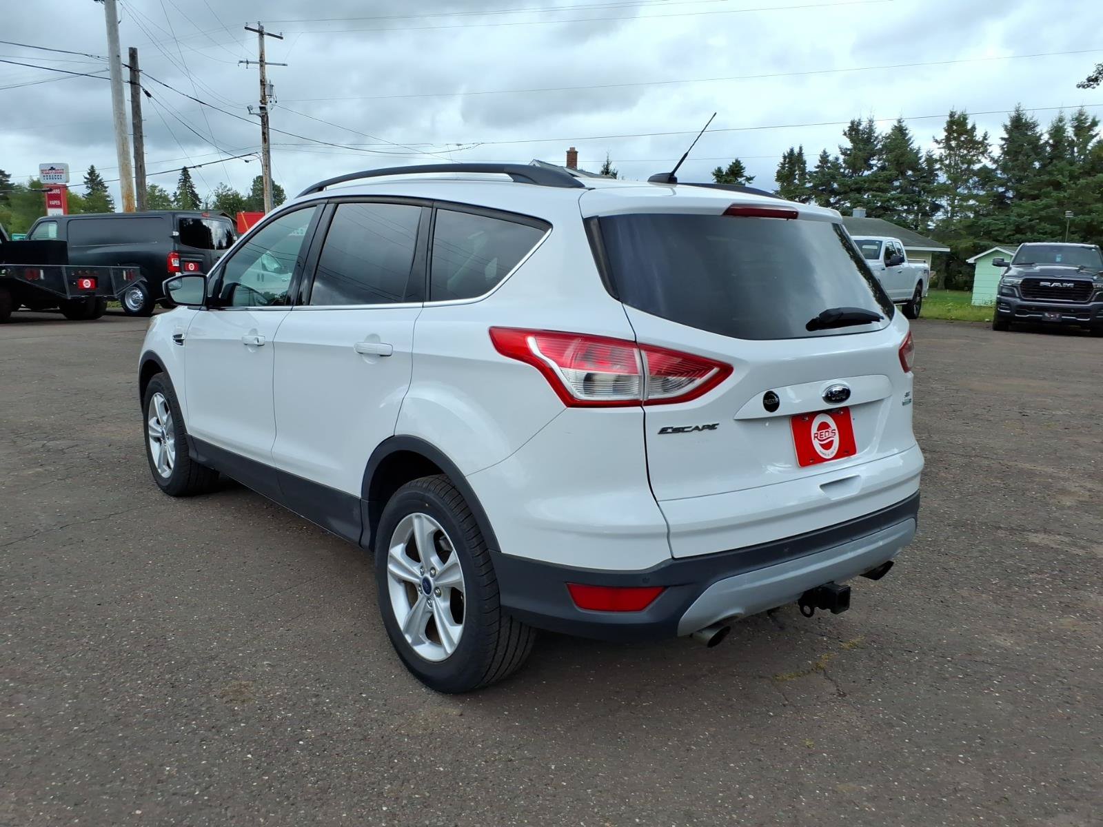 Used 2016 Ford Escape SE w/ Equipment Group 201A AWD/4WD image 3