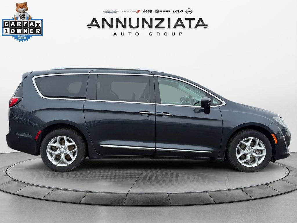 Used 2020 Chrysler Pacifica Touring-L Plus w/ Tire & Wheel Group image 6
