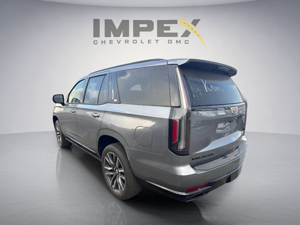 Used 2022 Cadillac Escalade Sport Platinum AWD/4WD image 3