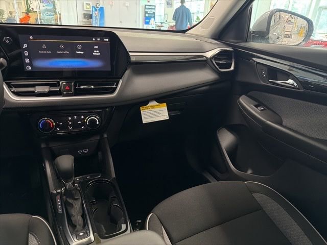 New 2026 Chevrolet TrailBlazer LT w/ Convenience Package image 24