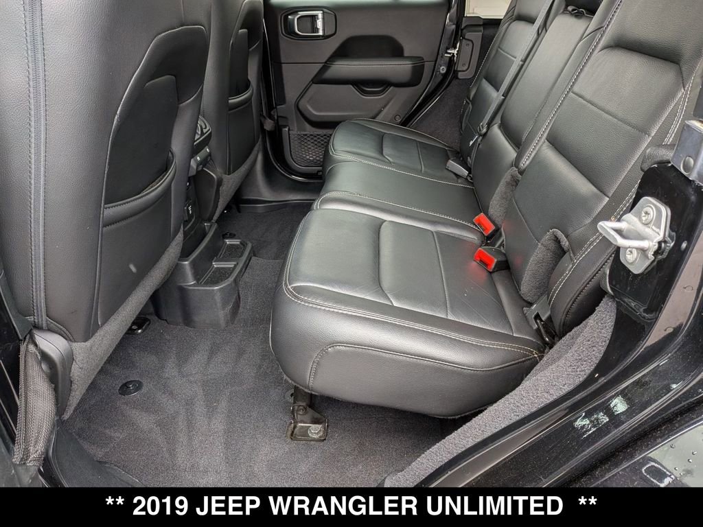 Used 2019 Jeep Wrangler Unlimited Sahara AWD/4WD image 23