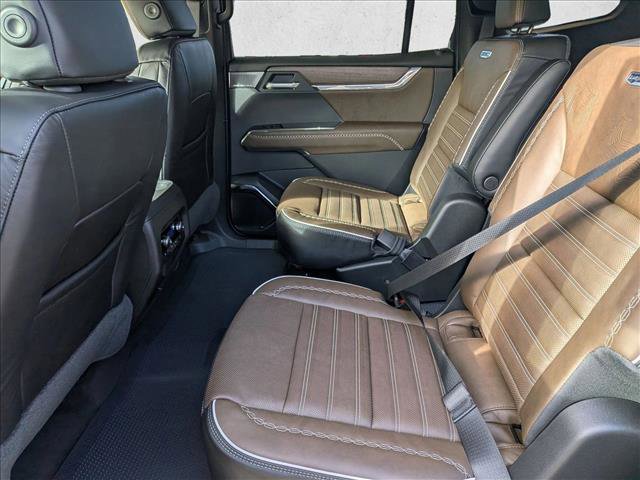 New 2026 GMC Acadia Denali Ultimate image 14