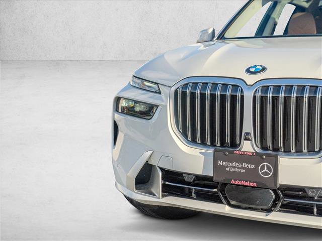 Used 2026 BMW X7 xDrive40i image 11