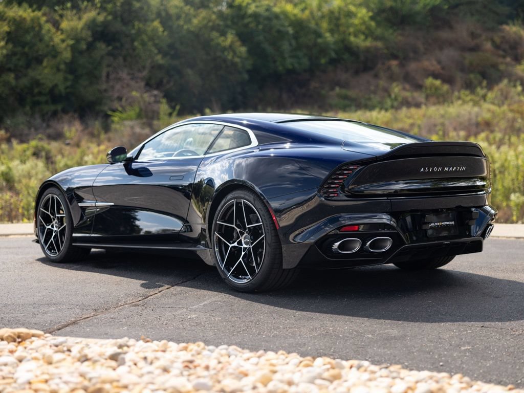 New 2026 Aston Martin Vanquish RWD image 4
