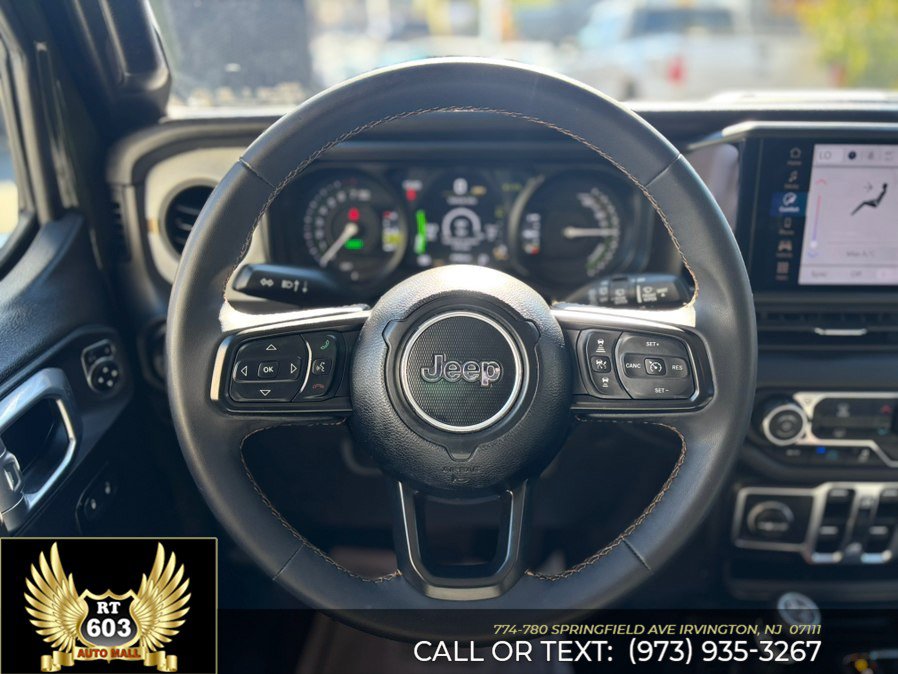 Used 2024 Jeep Wrangler Unlimited AWD/4WD image 13