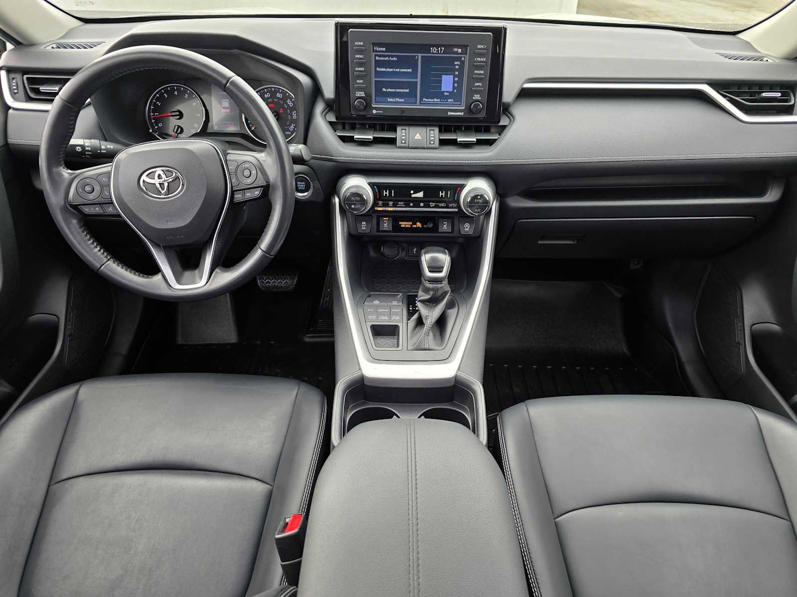 Certified 2020 Toyota RAV4 XLE Premium image 18