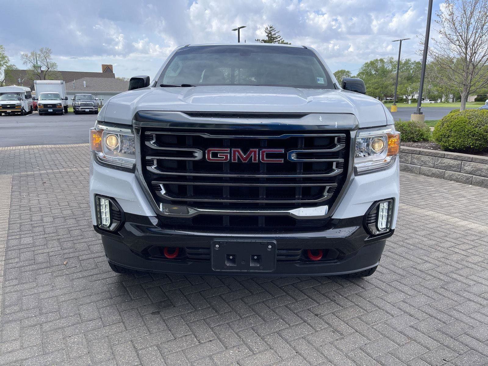 Used 2022 GMC Canyon AT4 w/ Trailering Package AWD/4WD image 8