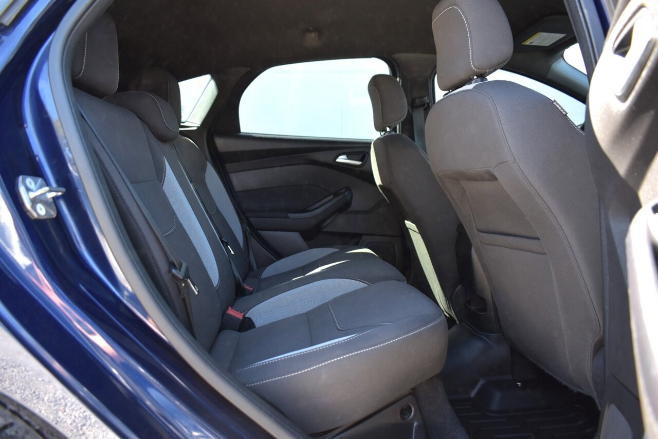 Used 2016 Ford Focus ST image 28