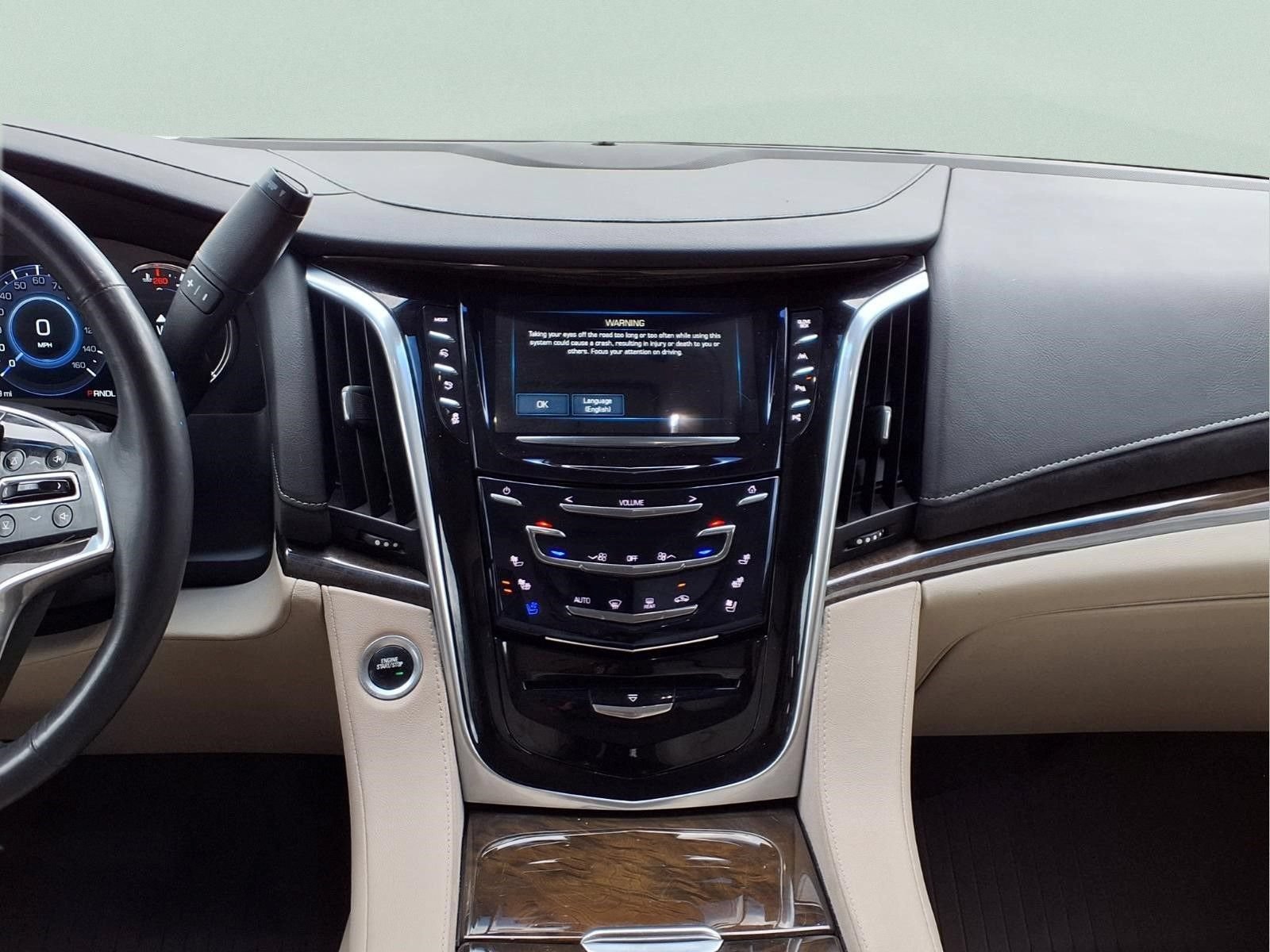 Used 2019 Cadillac Escalade ESV Premium Luxury RWD image 16