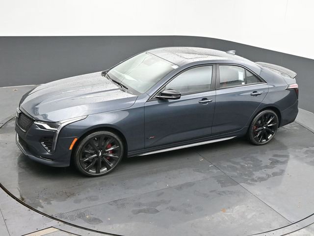 New 2025 Cadillac CT4 V w/ Super Cruise Package image 31