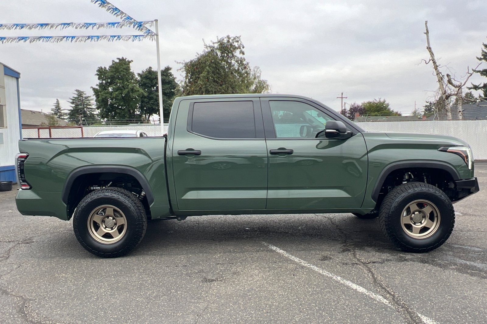 Used 2022 Toyota Tundra SR5 image 3