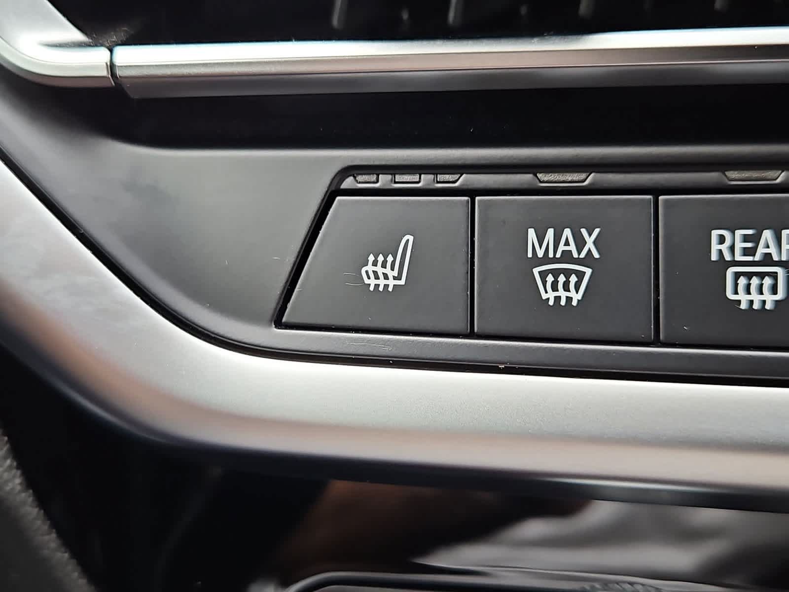 Used 2024 BMW X3 sDrive30i w/ Convenience Package RWD image 7
