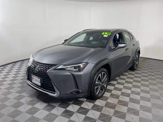 Used 2019 Lexus UX 200 w/ Premium Package image 4