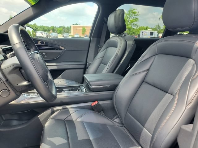 Used 2024 Lincoln Nautilus Premier w/ Equipment Group 102A AWD/4WD image 7