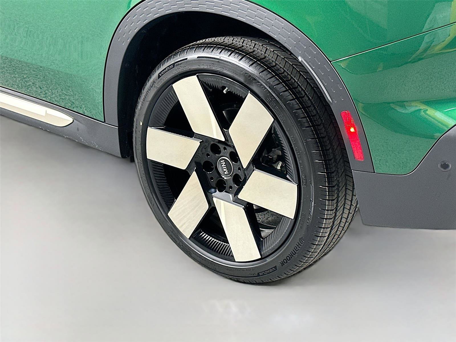 Used 2025 MINI Cooper Countryman S AWD/4WD image 8