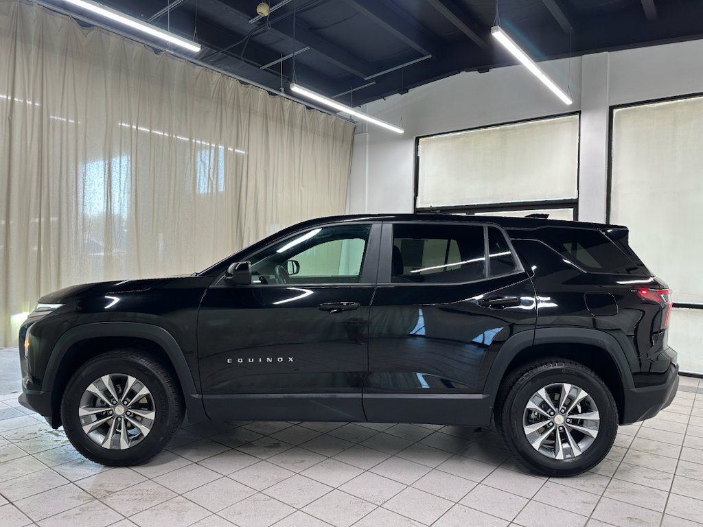 Certified 2025 Chevrolet Equinox LT AWD/4WD image 9