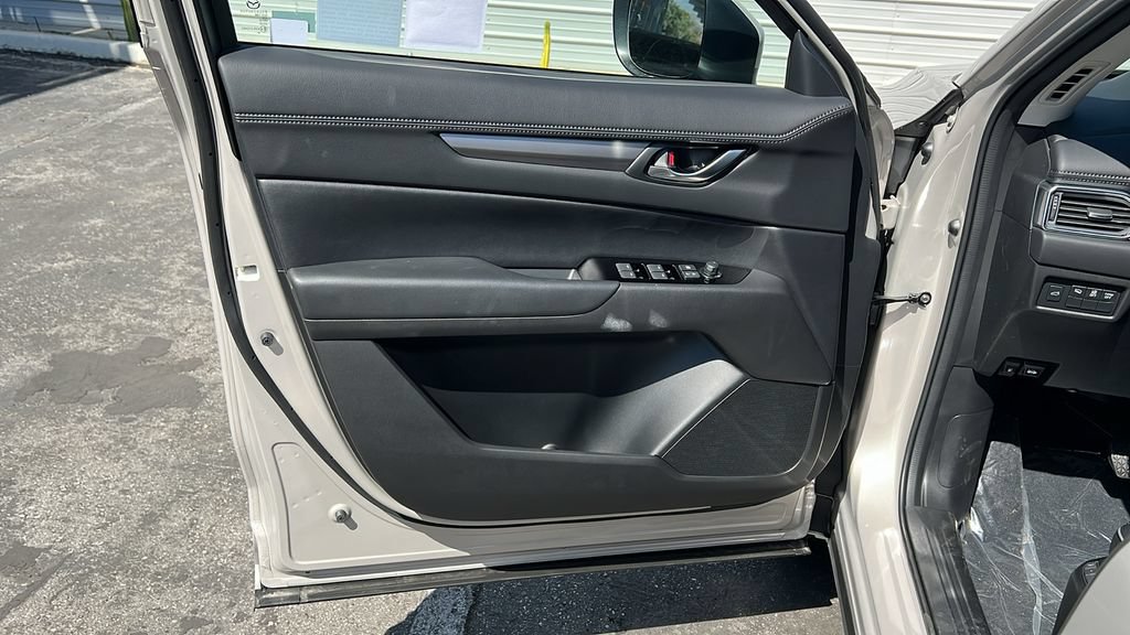 New 2025 MAZDA CX-5 AWD 2.5 S w/ Preferred Package image 15